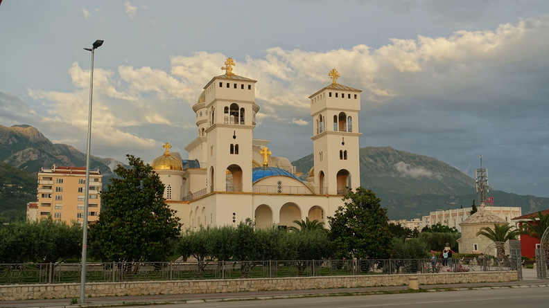 2025-05-24-100-v00.jpg